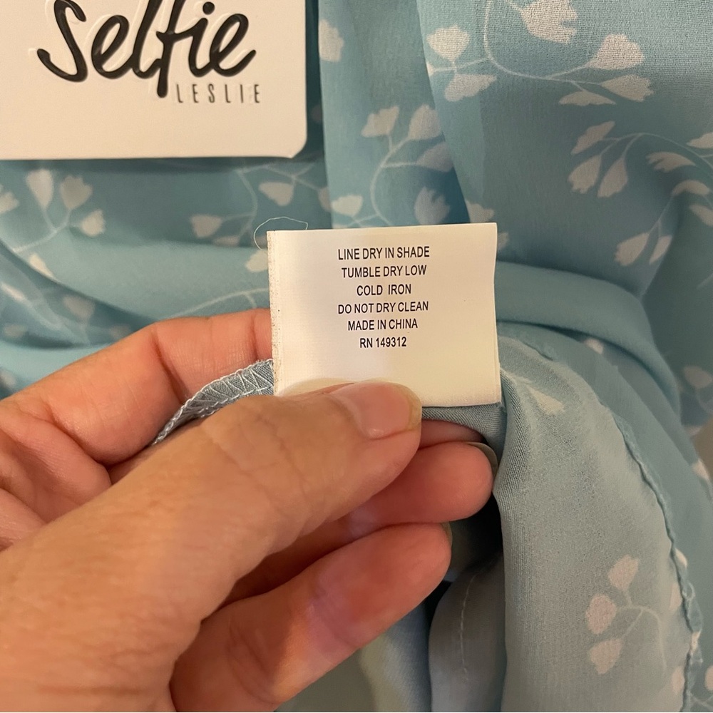 Selfie Leslie Teal Floral Dress - Picture 8 of 8